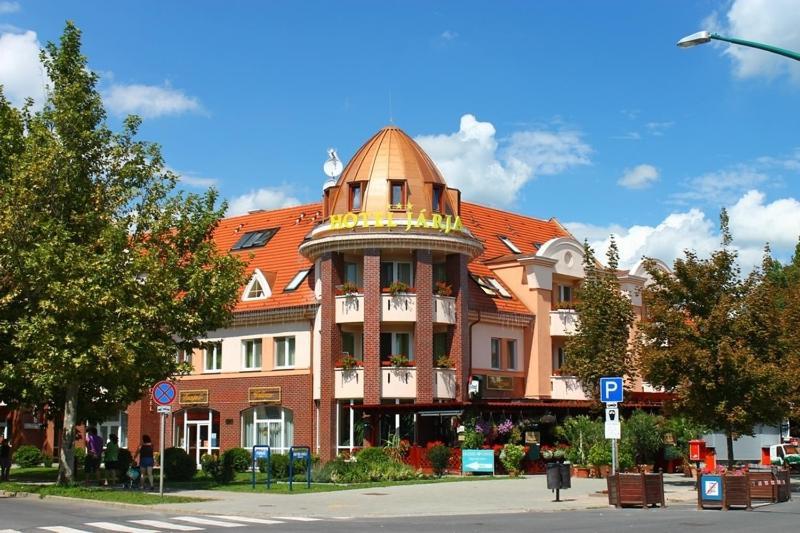 Hotel Jarja Hajduszoboszlo Exterior photo